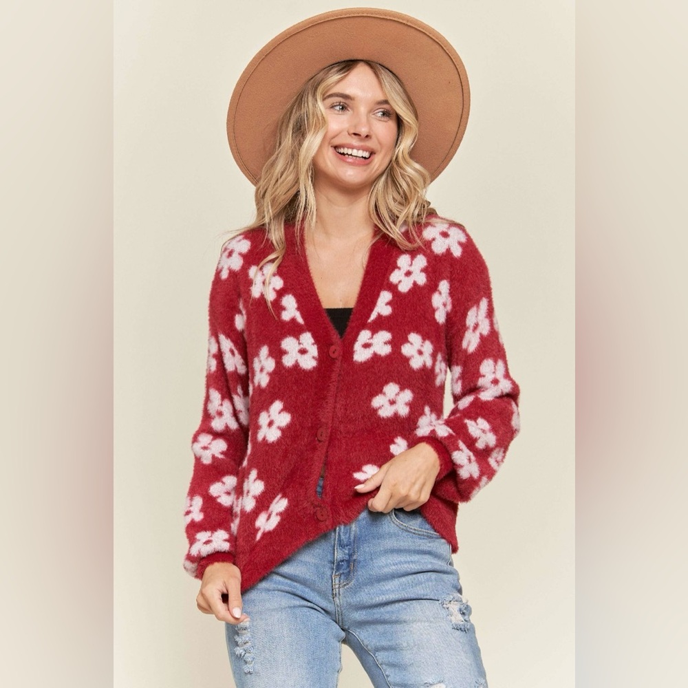 NWT Boutique Mae Fuzzy Floral Cropped Cardigan Sweater - Picture 3 of 6
